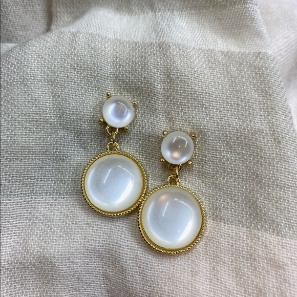 Cathy drop earrings - Picture 2 of 2